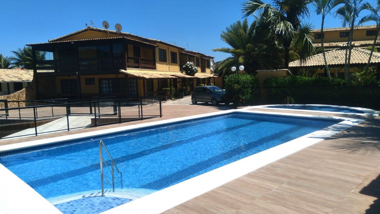 CASA TRIPLEX EM CONDOMÍNIO, OGIVA - CABO FRIO/RJ