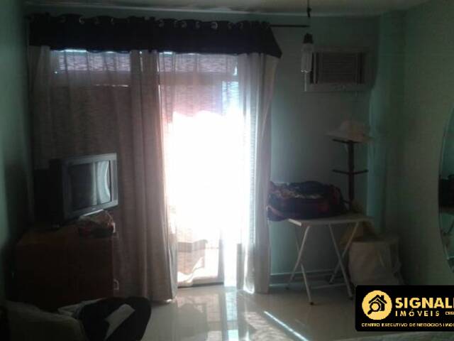 Apartamento para Venda em Cabo Frio - 5