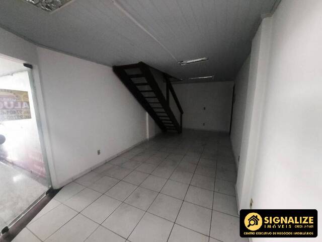 #195 - Loja para Locação em Cabo Frio - RJ - 2