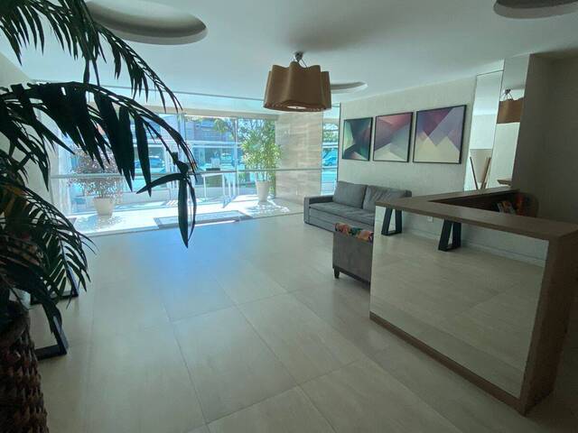 Apartamento para Venda em Cabo Frio - 2