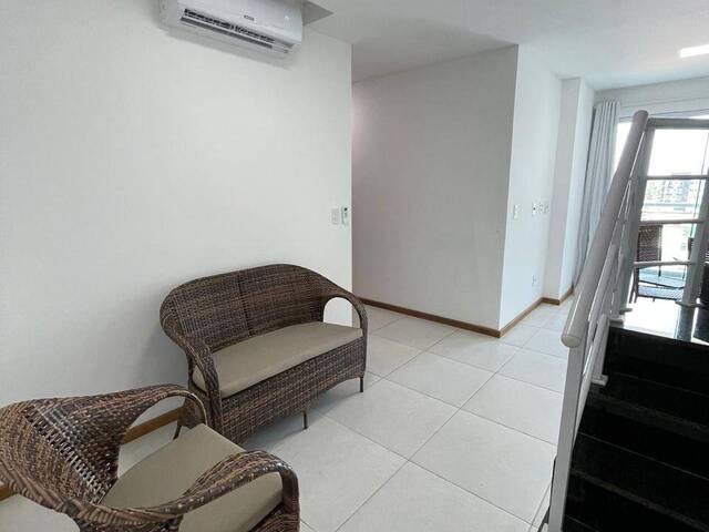 Cobertura para Venda em Cabo Frio - 4