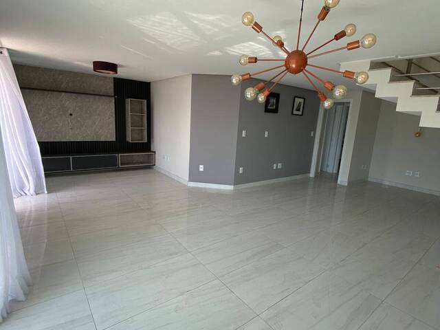 Cobertura para Venda em Cabo Frio - 4