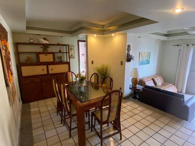 Cobertura para Venda em Cabo Frio - 4