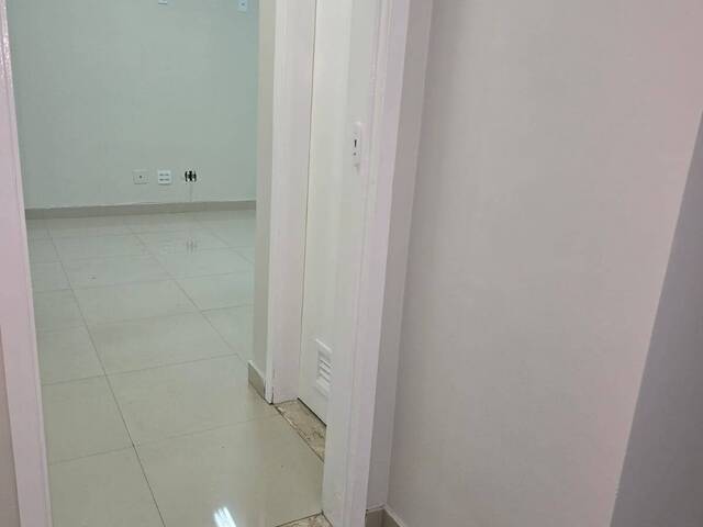 Sala para Venda em Cabo Frio - 5