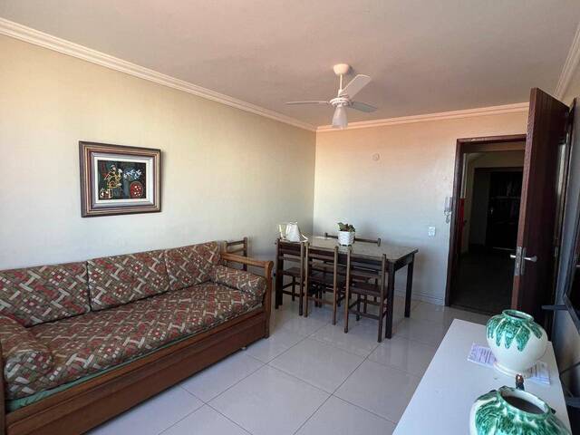 Apartamento para Venda em Cabo Frio - 2