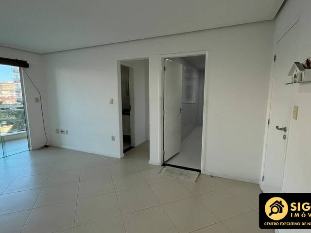 Apartamento para Venda em Cabo Frio - 5