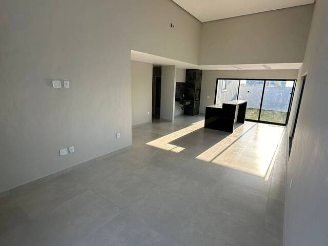 #3697 - Casa em condomínio para Venda em São Pedro da Aldeia - RJ - 2