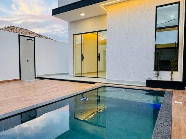 #3711 - Casa Independente para Venda em Cabo Frio - RJ - 1