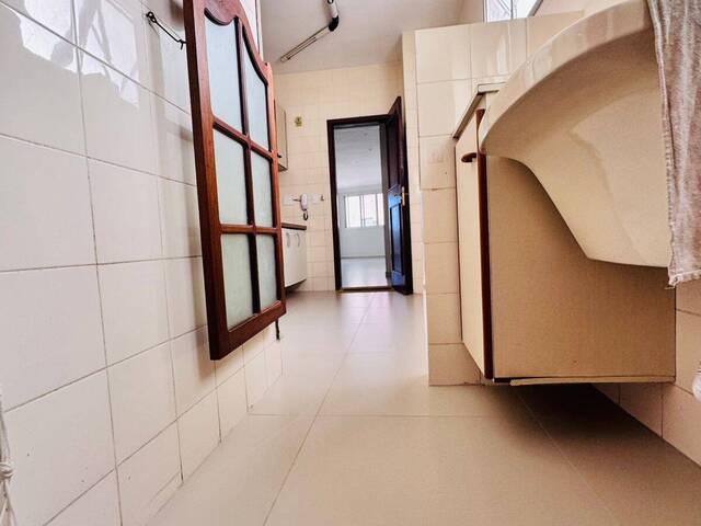 Apartamento para Venda em Cabo Frio - 5