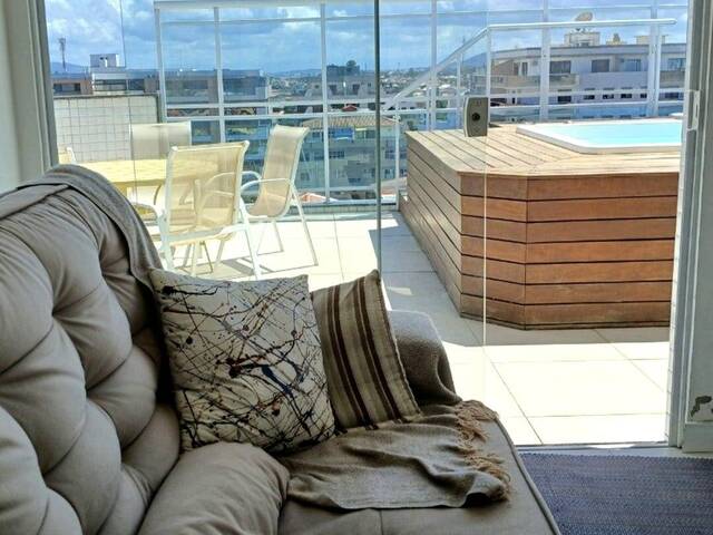 Cobertura para Venda em Cabo Frio - 4