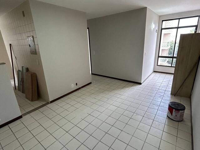 Apartamento para Venda em Cabo Frio - 4