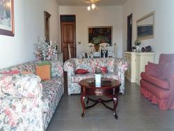 Apartamento para Venda em Cabo Frio - 1